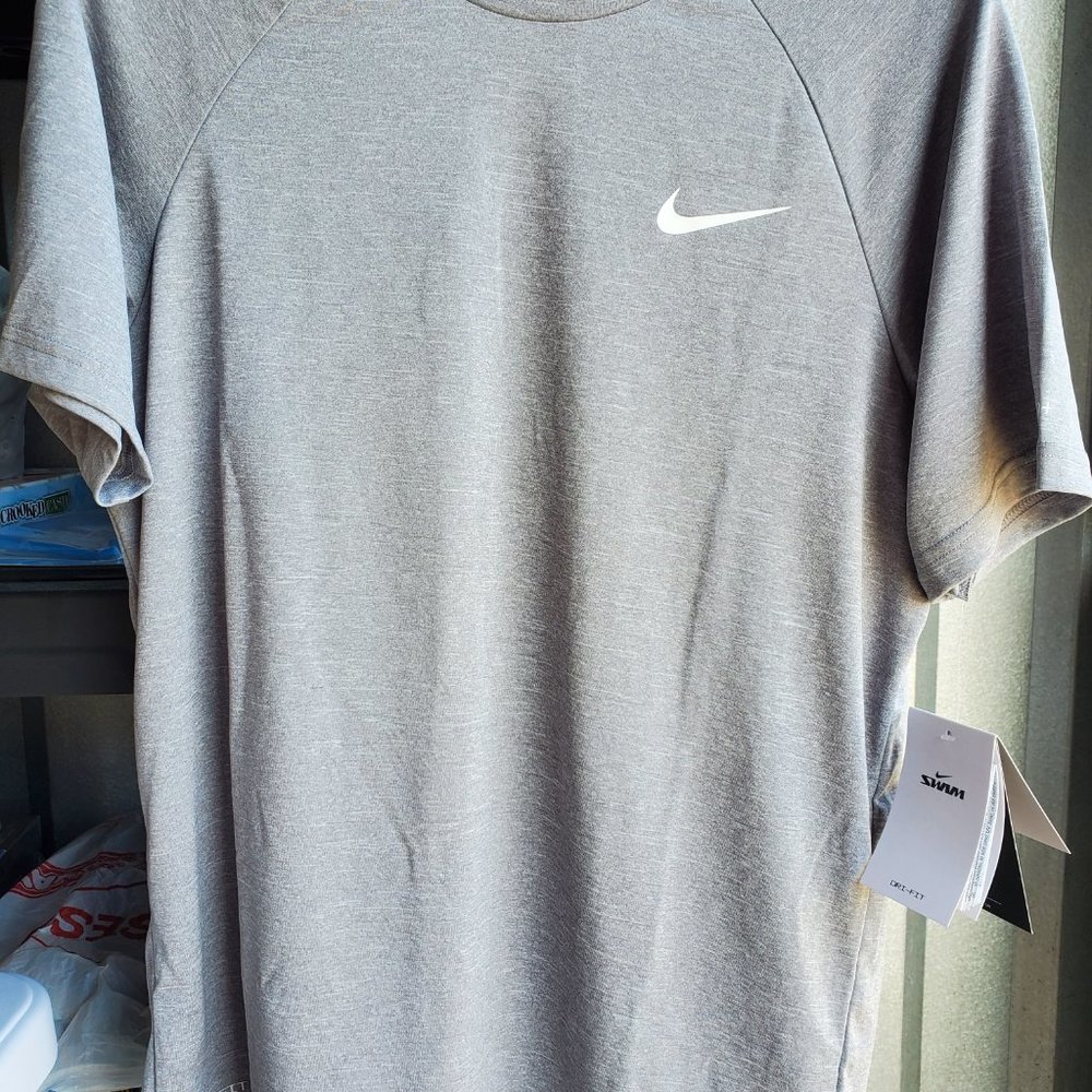 Nike Swim Dri-Fit T-Shirt Medium (Gray)